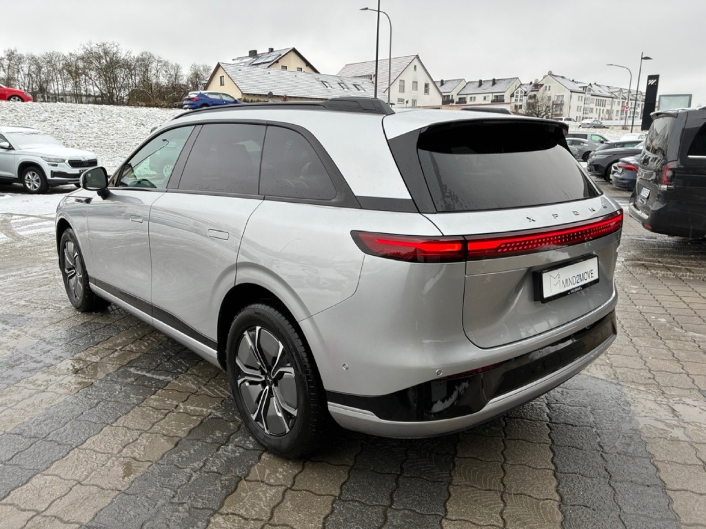 XPENG G9 Standart Range 78,2 kWh G9 Standart Range 78,2 kWh - ref: 7-57521 - Photo 4