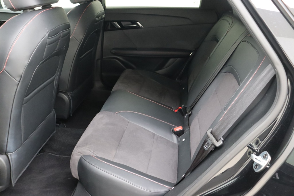 MG MG4 Luxury X-Power 64 kWh 6AT AWD - ref: 7-57912 - Photo 16