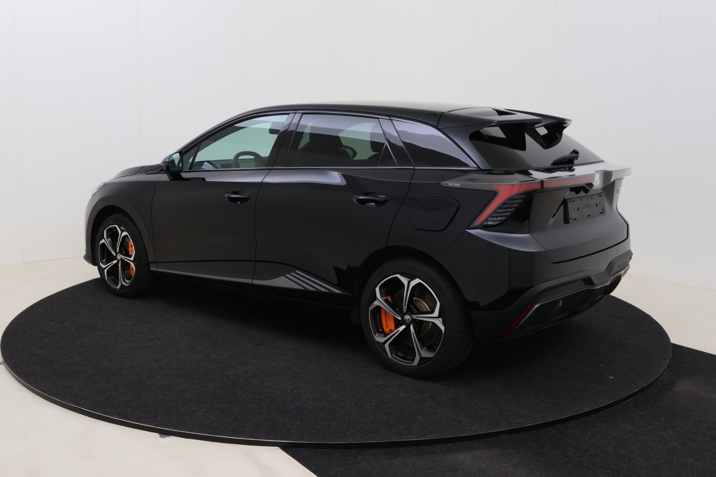 MG MG4 Luxury X-Power 64 kWh 6AT AWD - ref: 7-57912 - Photo 8