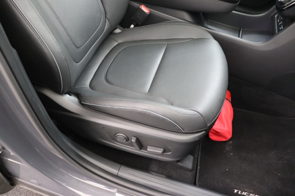 HYUNDAI Tucson Shine Sensation PHEV 1.6 T-GDI 6AT - ref: 7-57921 - Photo 16