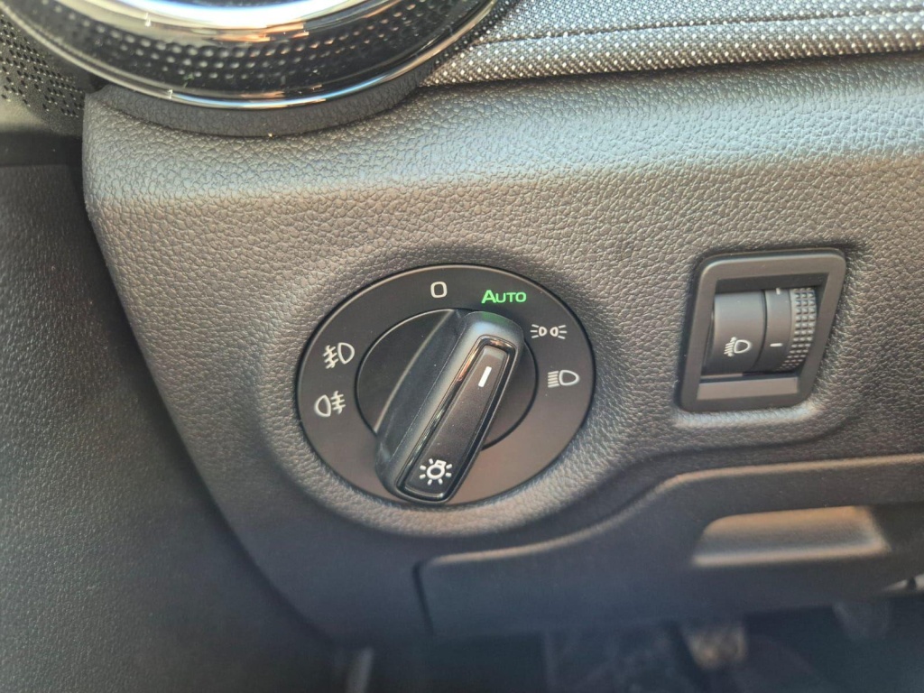 SKODA Fabia 1.0 Gasoline 95hp - ref: 7-58788 - Photo 14