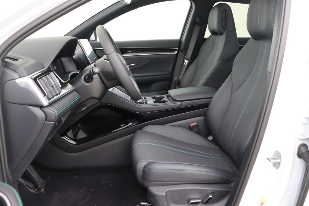 BYD Seal U Comfort 71,8 kWh 217 hp - ref: 7-58840 - Photo 13