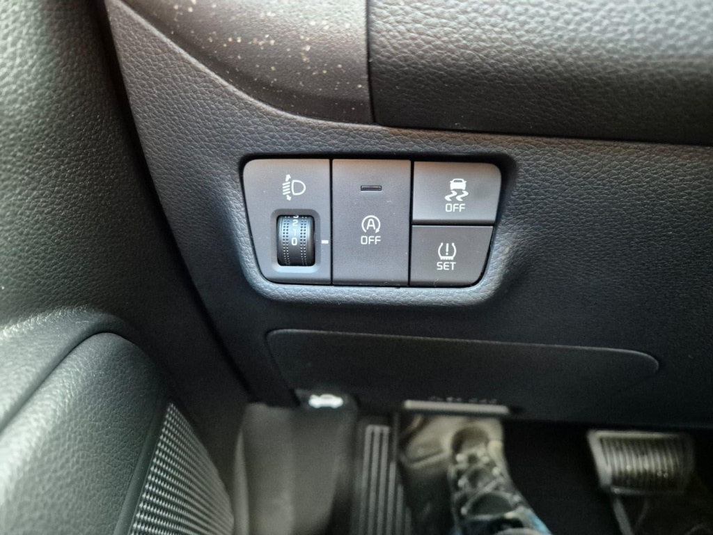 KIA Stonic Vision 1.0 Gasoline 101hp - ref: 7-59048 - Photo 14