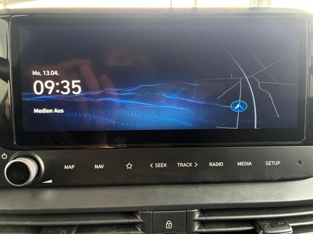 HYUNDAI Bayon Comfort 1.2 GDI 79 PS 5MT - ref: 7-59130 - Photo 17