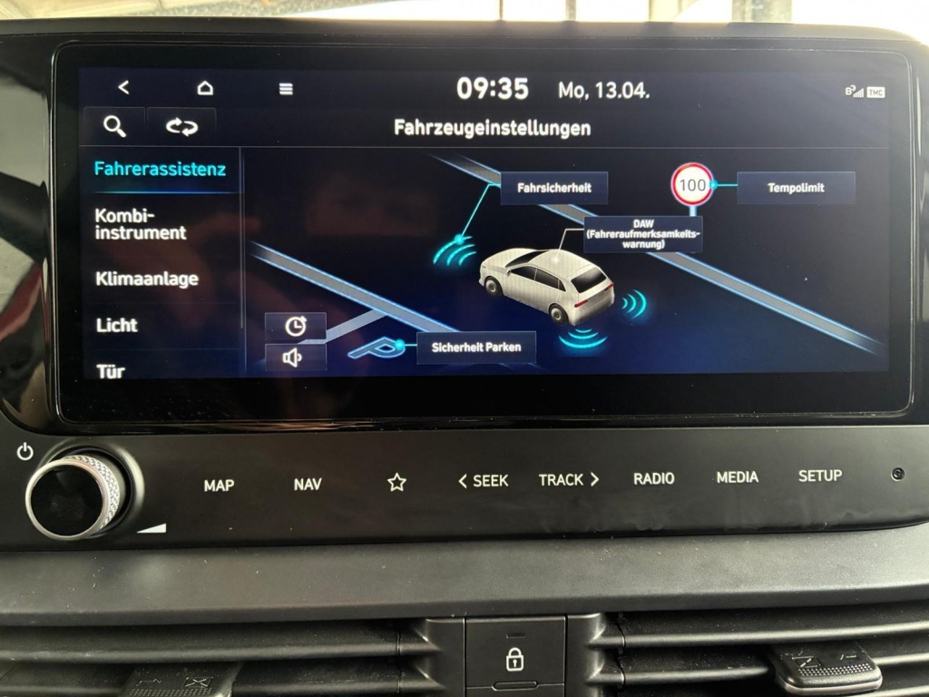 HYUNDAI Bayon Comfort 1.2 GDI 79 PS 5MT - ref: 7-59130 - Photo 19