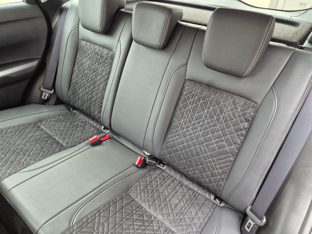 SUZUKI Vitara Comfort+ 1.4 Gasoline 110hp - ref: 7-59280 - Photo 13