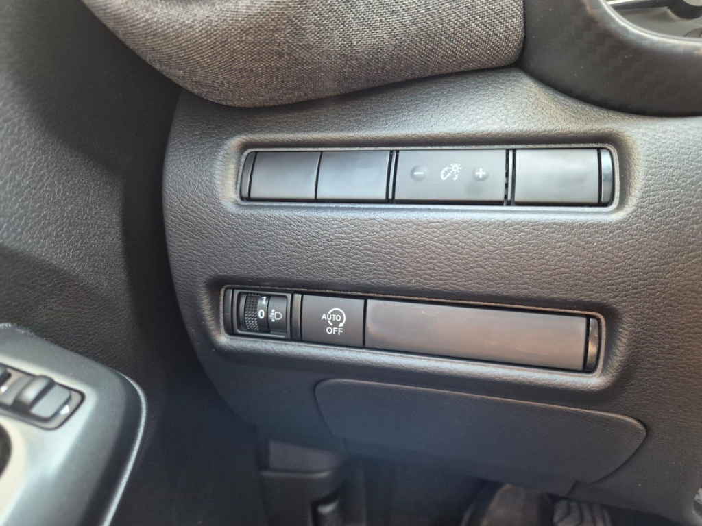 NISSAN Juke 1.0 Gasoline 114hp - ref: 7-59826 - Photo 14