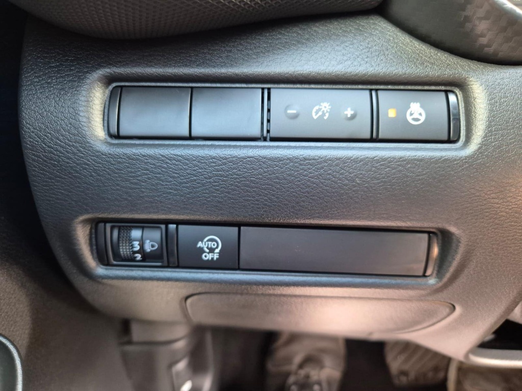 NISSAN Juke 1.0 Gasoline 114hp - ref: 7-59972 - Photo 15