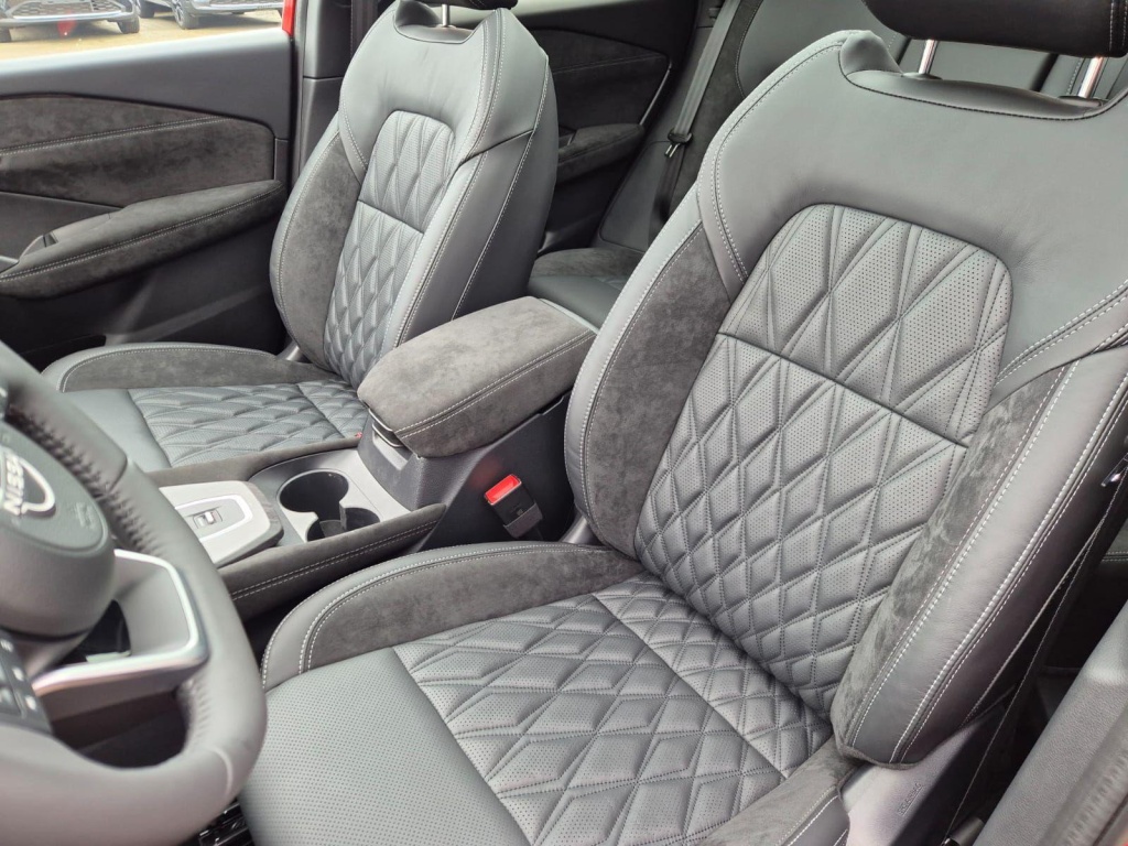 NISSAN Qashqai 1.3 Gasoline 158hp - ref: 7-60012 - Photo 15