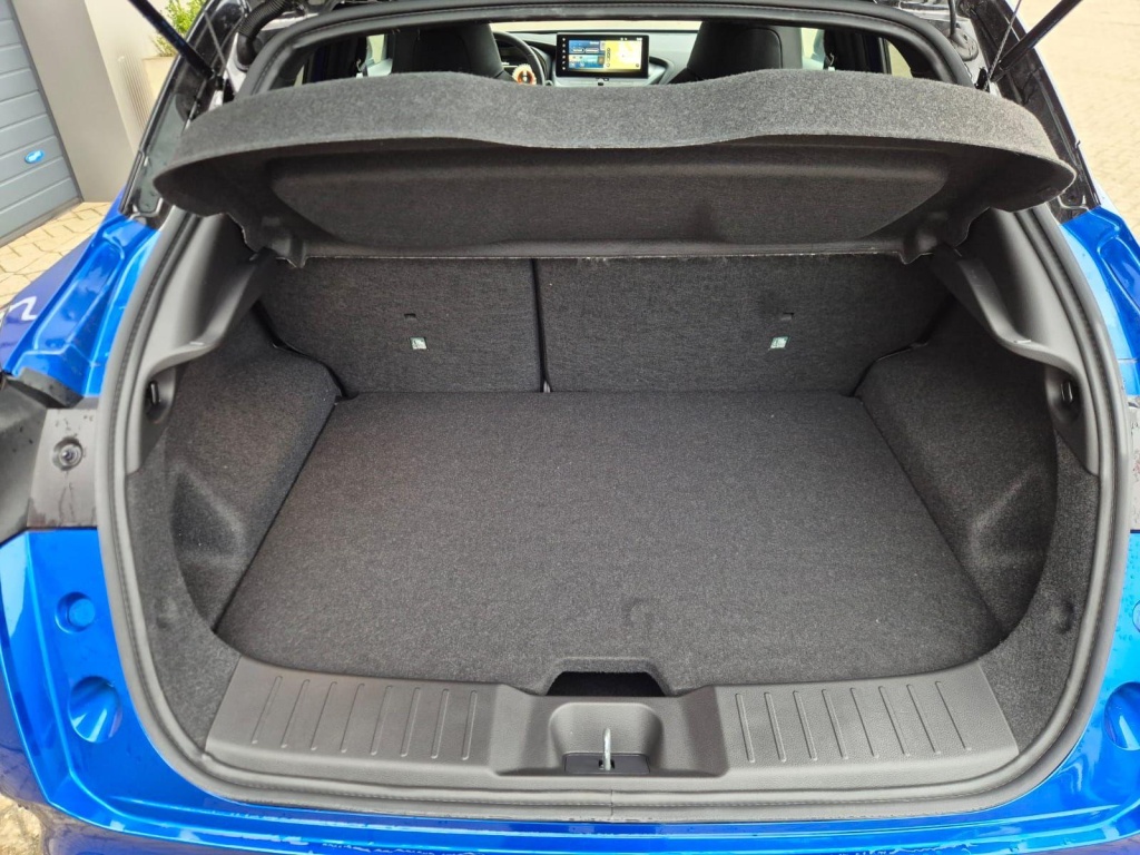 NISSAN Juke 1.0 Gasoline 114hp - ref: 7-60013 - Photo 10