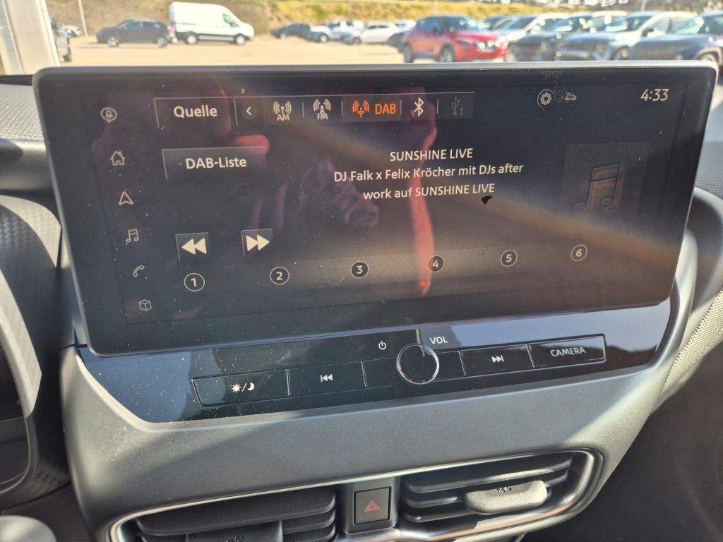 NISSAN Juke 1.0 Gasoline 114hp - ref: 7-60014 - Photo 19