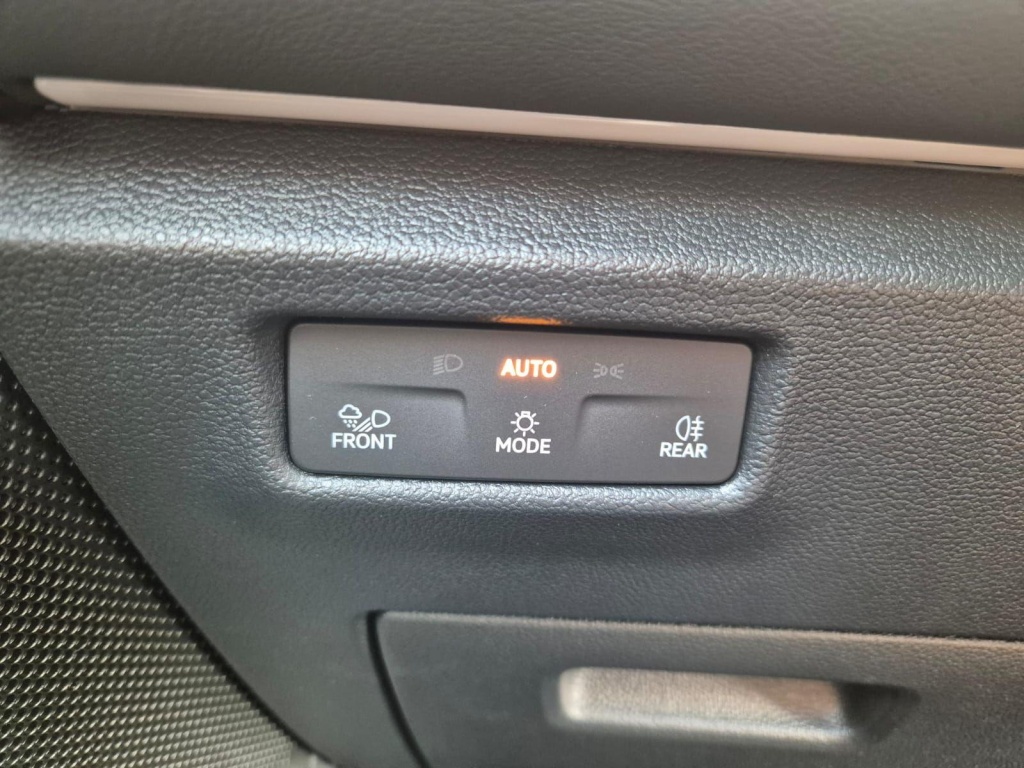 VOLKSWAGEN Tiguan 1.5 Hybrid 204hp - ref: 7-60024 - Photo 16