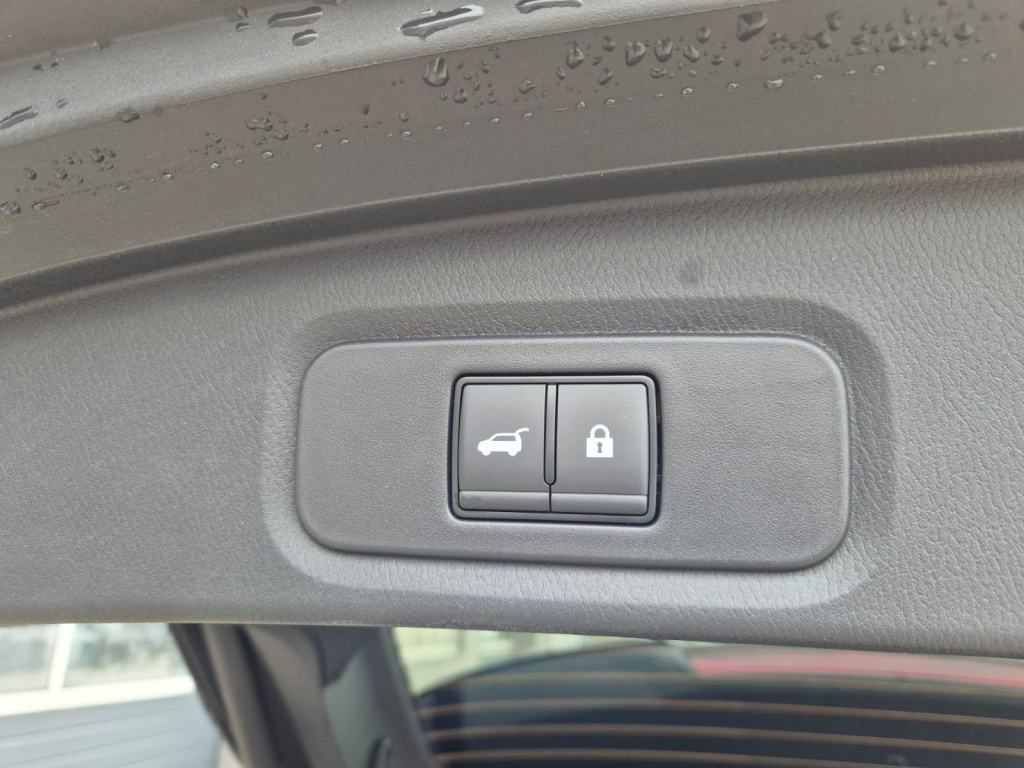 NISSAN Qashqai 1.3 Gasoline 158hp - ref: 7-60025 - Photo 12