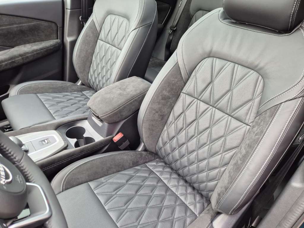 NISSAN Qashqai 1.3 Gasoline 158hp - ref: 7-60025 - Photo 15