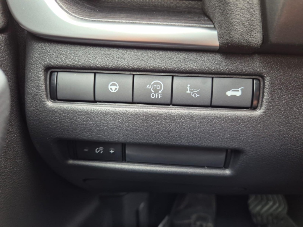 NISSAN Qashqai 1.3 Gasoline 158hp - ref: 7-60025 - Photo 19