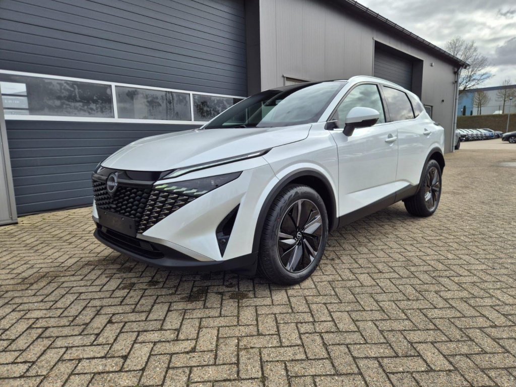 NISSAN Qashqai 1.3 Gasoline 140hp - ref: 7-60026 - Photo 1