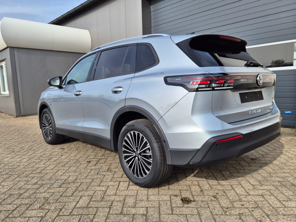 VOLKSWAGEN Tiguan 1.5 Hybrid 204hp - ref: 7-60029 - Photo 3