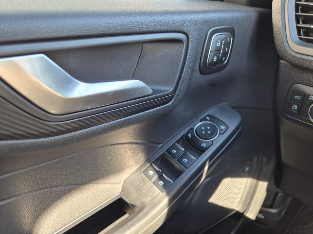 FORD Kuga ST-Line 2.5 Hybrid 242hp - ref: 7-60060 - Photo 20