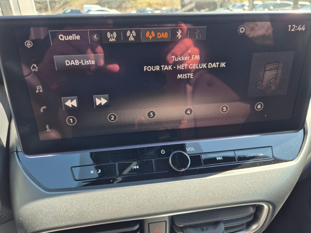 NISSAN Juke 1.0 Gasoline 114hp - ref: 7-60207 - Photo 19