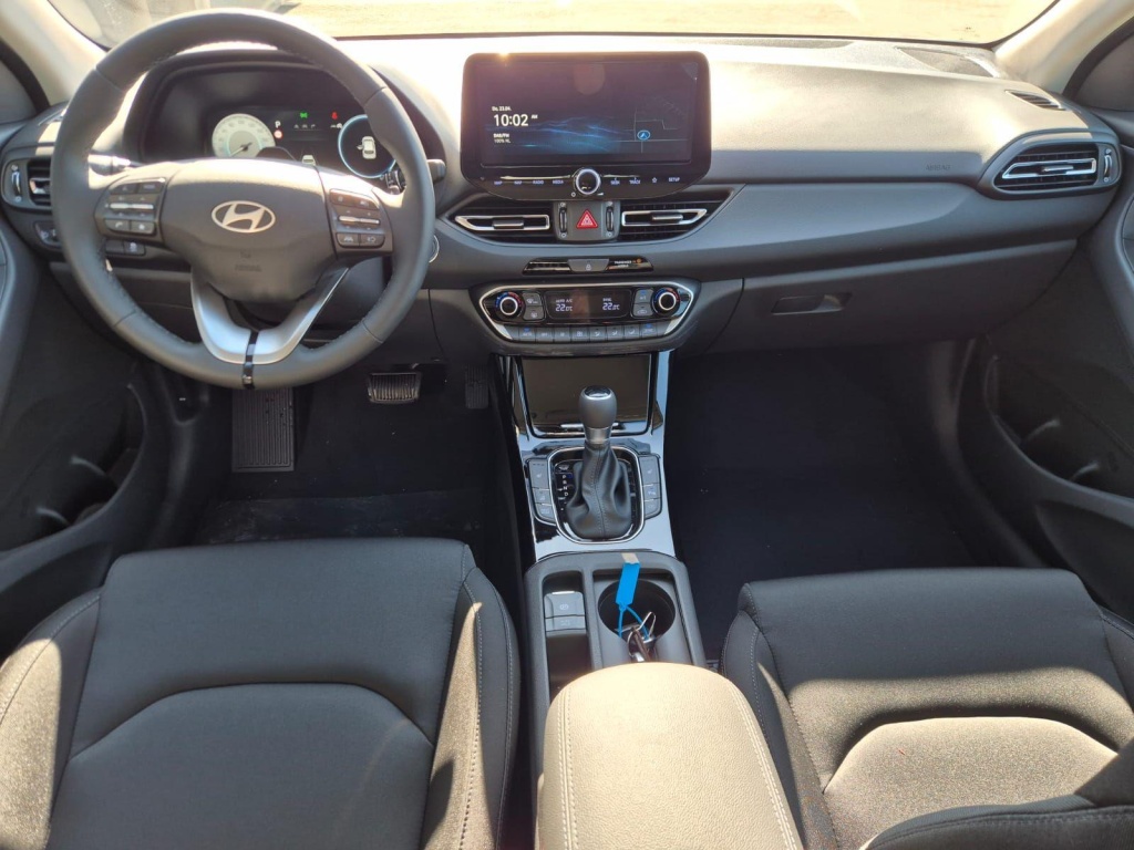 HYUNDAI i30 1.6 Gasoline 150hp - ref: 7-60285 - Photo 10