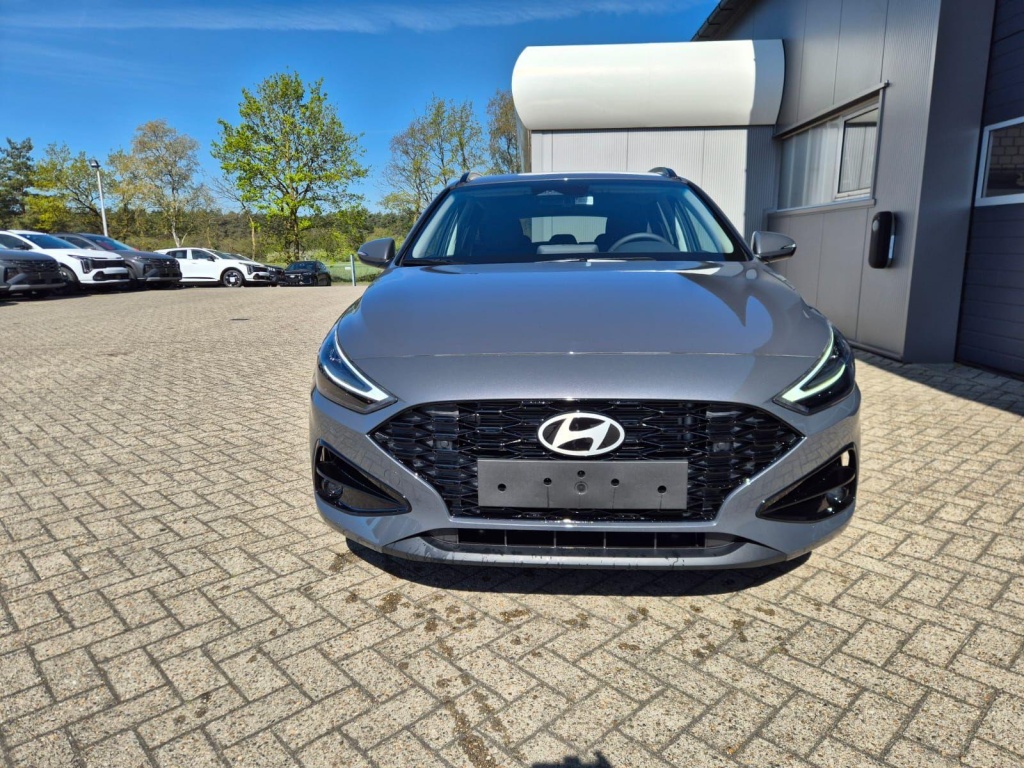 HYUNDAI i30 1.6 Gasoline 150hp - ref: 7-60285 - Photo 8