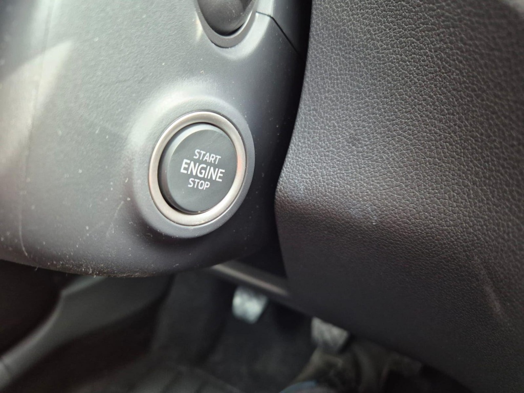 SKODA Fabia 1.0 Gasoline 95hp - ref: 7-60319 - Photo 16