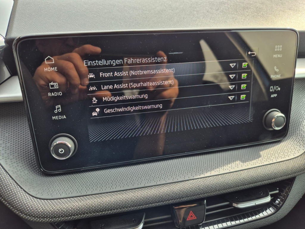 SKODA Fabia 1.0 Gasoline 95hp - ref: 7-60319 - Photo 18