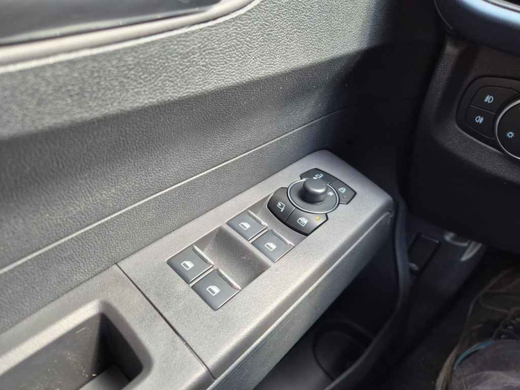 FORD Tourneo 1.0 Gasoline 125hp - ref: 7-60354 - Photo 15