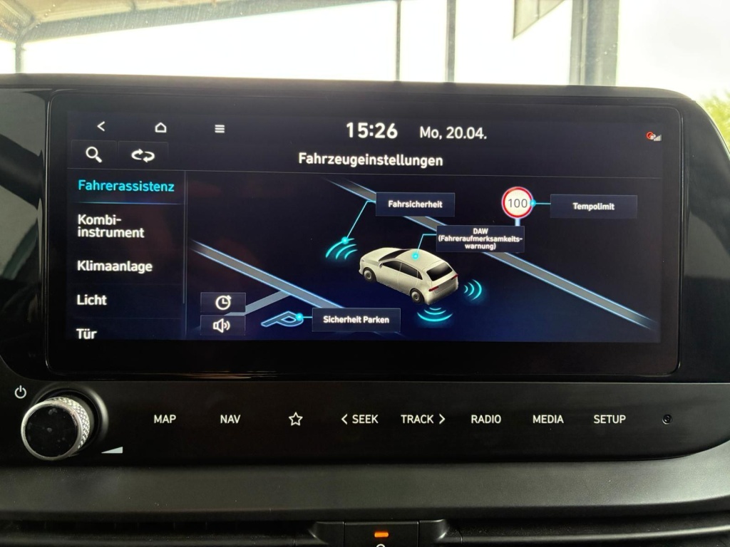 HYUNDAI Bayon Comfort 1.2 GDI 79 PS 5MT - ref: 7-60355 - Photo 18