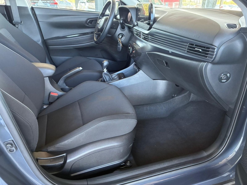 HYUNDAI Bayon Comfort 1.2 GDI 79 PS - ref: 7-60366 - Photo 10