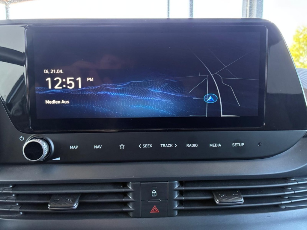 HYUNDAI Bayon Comfort 1.2 GDI 79 PS - ref: 7-60366 - Photo 16