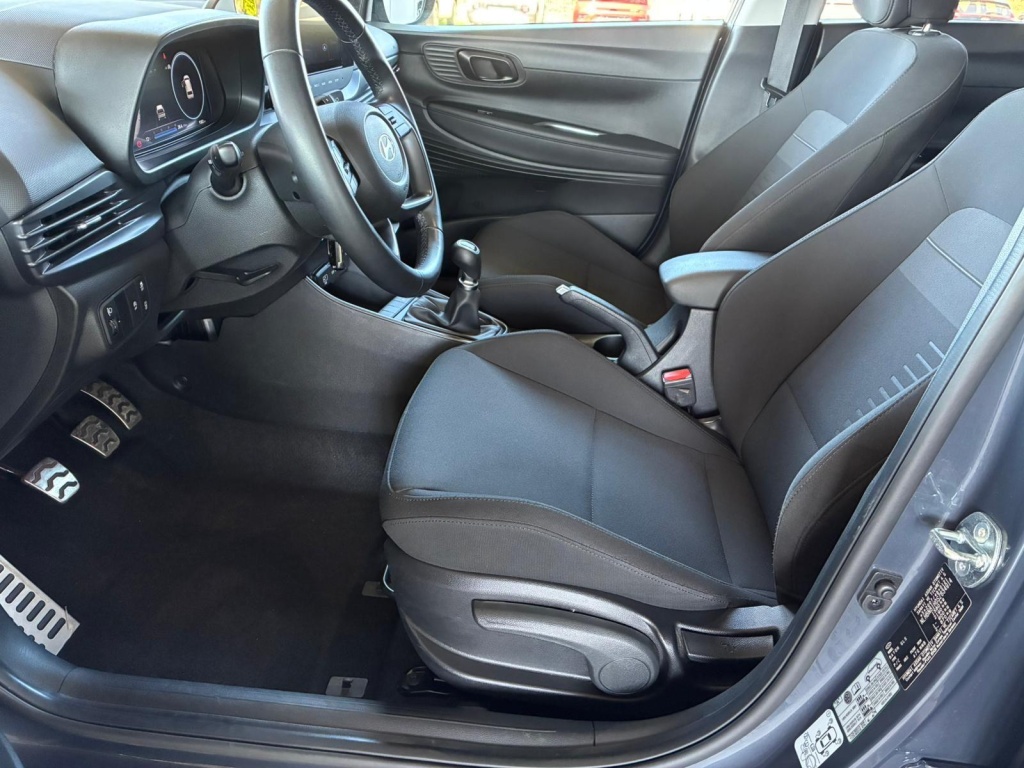 HYUNDAI Bayon Comfort 1.2 GDI 79 PS - ref: 7-60366 - Photo 5