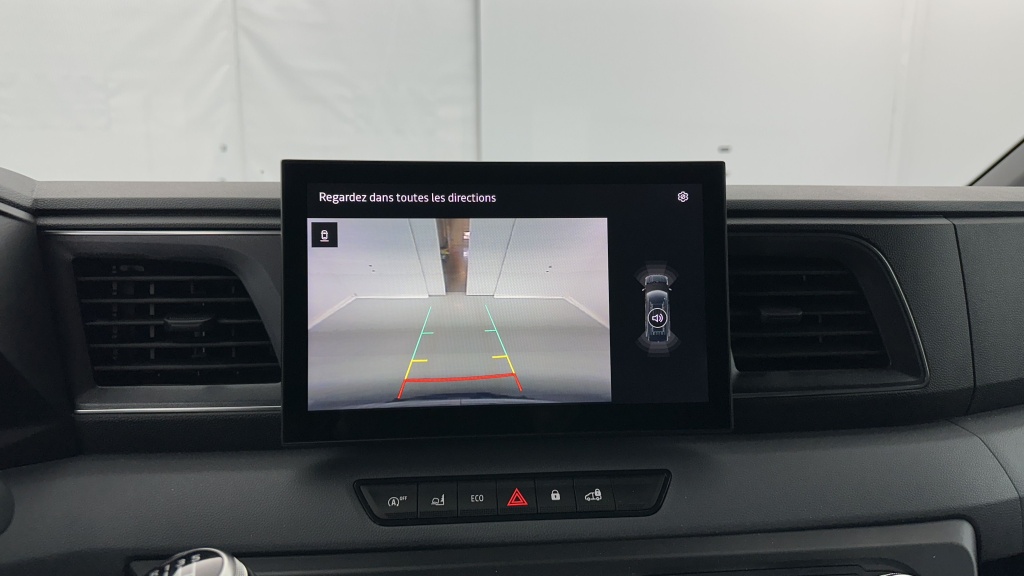 NISSAN Interstar III L3H2 3t5 2.0 dCi 150ch Tekna - ref: 8-GLI00000805 - Photo 14