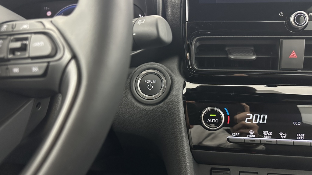 TOYOTA Yaris Cross 1.5 Hybride 130h Design e-CVT - ref: 8-GLI00001423 - Photo 20