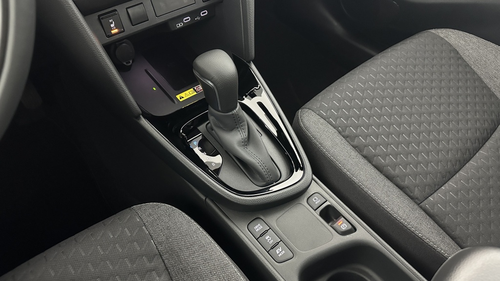 TOYOTA Yaris Cross 1.5 Hybride 130h Design e-CVT - ref: 8-GLI00001427 - Photo 17