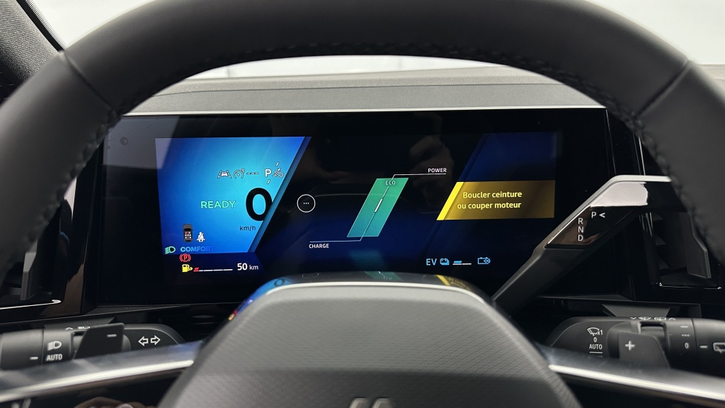 RENAULT Espace VI E-Tech full hybrid 200ch Techno - ref: 8-GLI00001580 - Photo 16