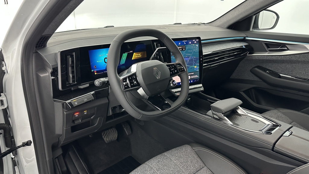 RENAULT Espace VI E-Tech full hybrid 200ch Techno - ref: 8-GLI00001583 - Photo 6