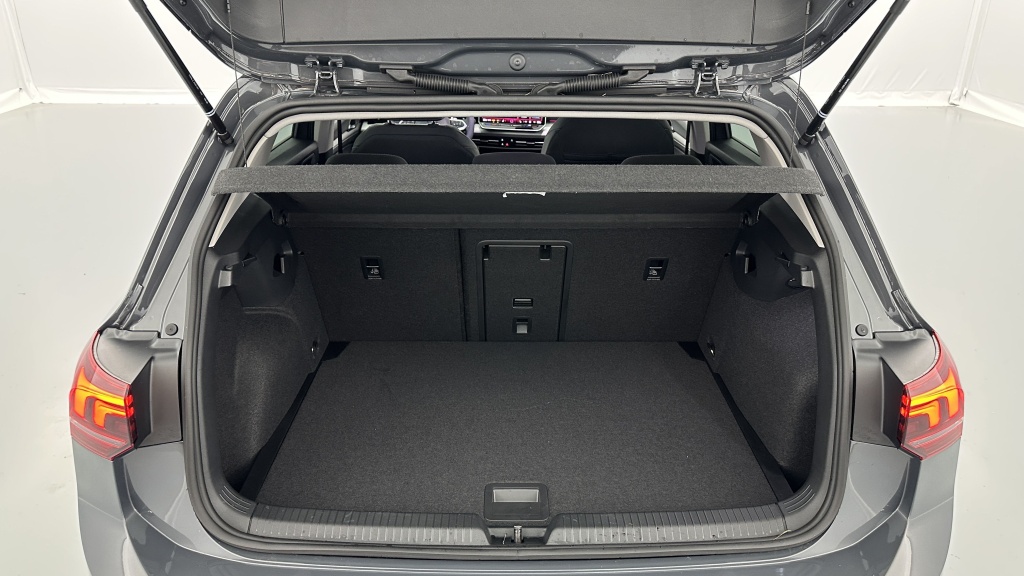 VOLKSWAGEN Golf 1.5 eTSI EVO2 115ch Edition DSG7 - ref: 8-GLI00001756 - Photo 10