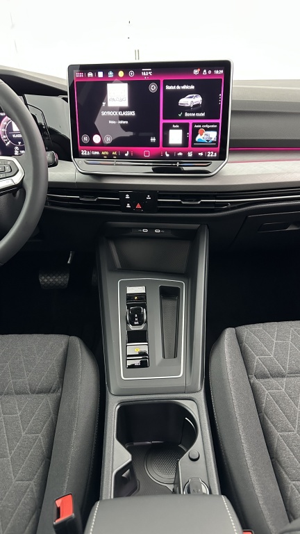 VOLKSWAGEN Golf 1.5 eTSI EVO2 150ch Edition DSG7 - ref: 8-GLI00001759 - Photo 16