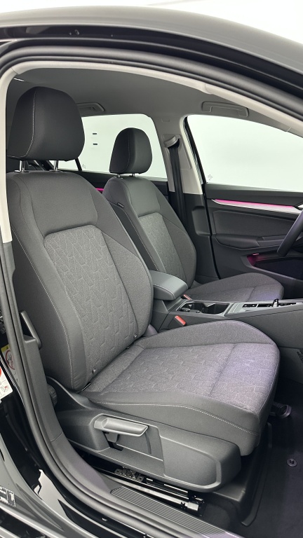 VOLKSWAGEN Golf 1.5 eTSI EVO2 150ch Edition DSG7 - ref: 8-GLI00001759 - Photo 18