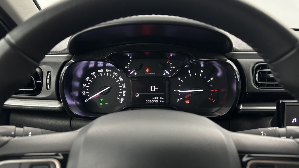 CITROEN C3 III 1.2 PureTech 110ch Shine - ref: 8-GLI00001807 - Photo 14