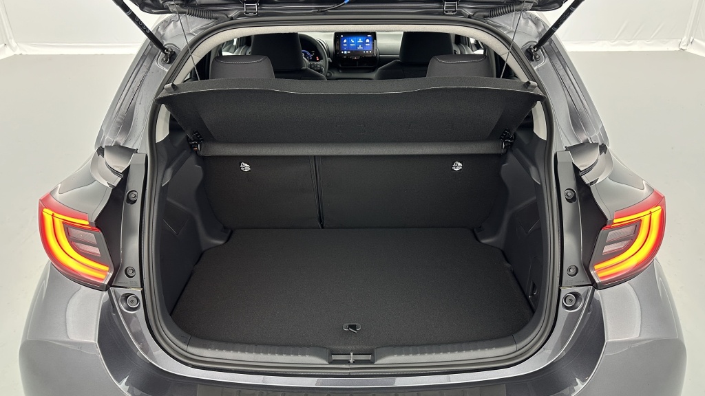 TOYOTA Yaris Hybride 116h Design e-CVT - ref: 8-GLI00001824 - Photo 10