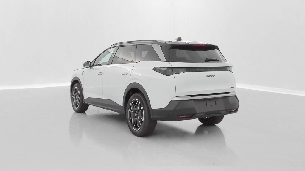PEUGEOT 5008 1.2 Hybrid 145ch GT e-DCS6 - ref: 8-GLI00002278 - Photo 5
