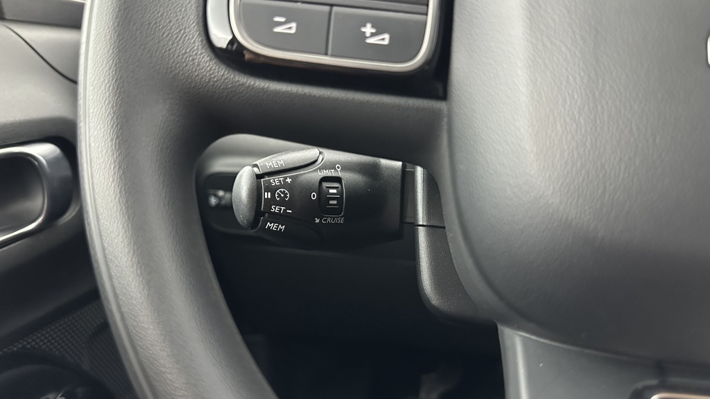 CITROEN C3 III 1.2 PureTech 110ch Shine - ref: 8-GLI00002487 - Photo 19