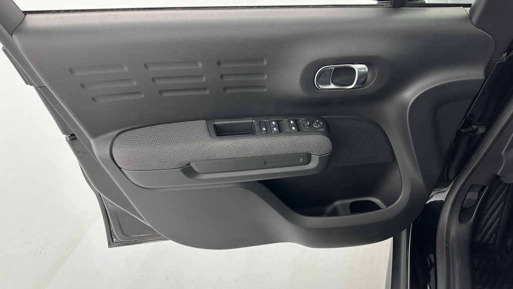 CITROEN C3 Aircross 1.2 PureTech 110ch Plus - ref: 8-GLI00002568 - Photo 12