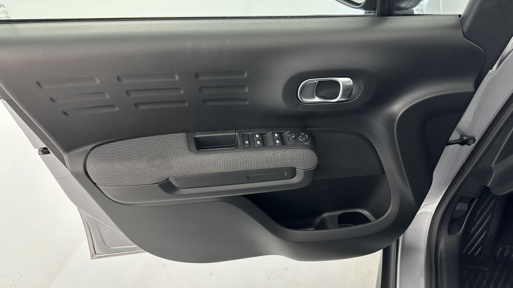 CITROEN C3 Aircross 1.2 PureTech 110ch Max - ref: 8-GLI00002575 - Photo 12