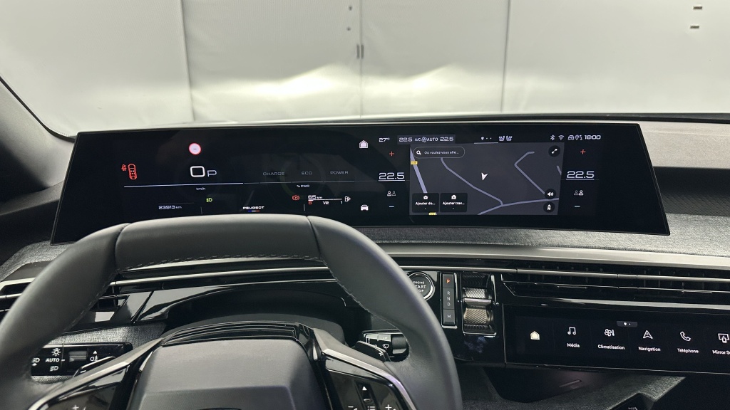 PEUGEOT 3008 1.2 Hybrid 136ch Allure e-DCS6 - ref: 8-GLI00002588 - Photo 13