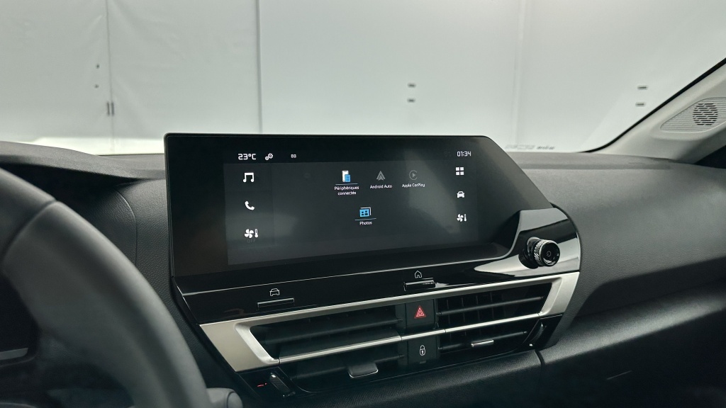 CITROEN C4 1.2 Hybride 145ch Plus e-DCS6 - ref: 8-GLI00002597 - Photo 19