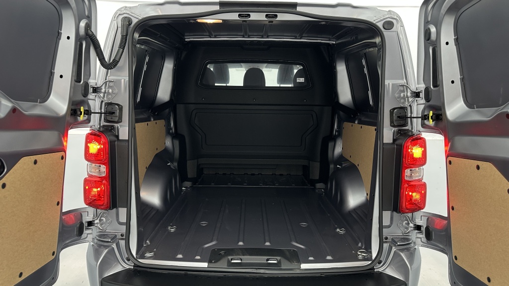 FIAT Scudo Cabine Approfondie III XL 2.0 BlueHDi 180ch Pack Premium Connect EAT8 - ref: 8-GLI00002621 - Photo 9