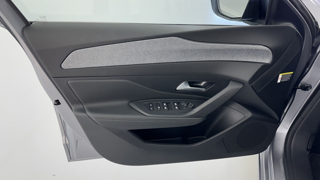 PEUGEOT 308 SW 1.5 BlueHDi 130ch Allure EAT8 - ref: 8-GLI00002671 - Photo 13